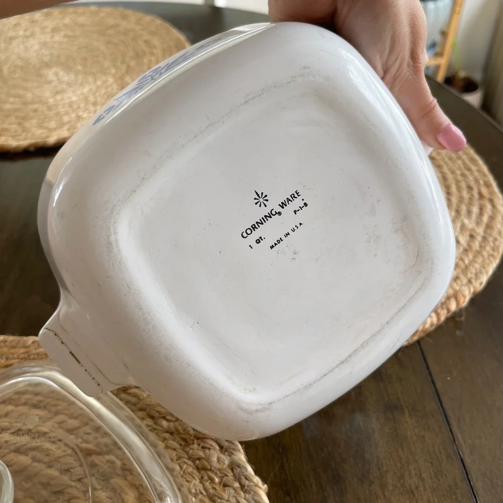 Vintage Corning Ware Blue Cornflower 1 Quart Casserole Dish with Lid USA